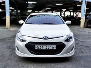 HYUNDAI Sonata - Vista 2