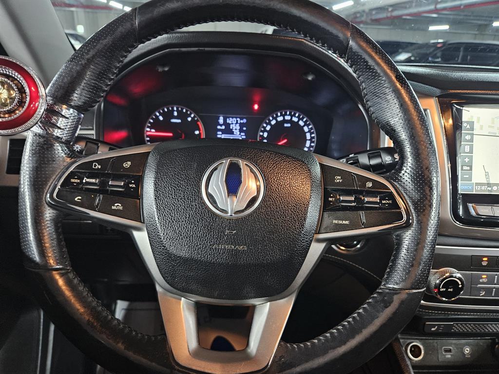 Ssangyong Rexton - Vista 9