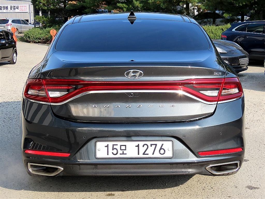 HYUNDAI Grandeur - Vista 4