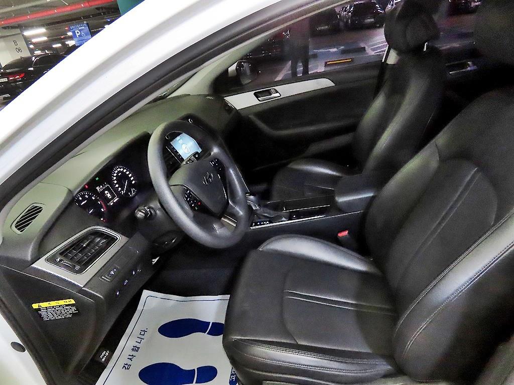 HYUNDAI Sonata - Vista 6