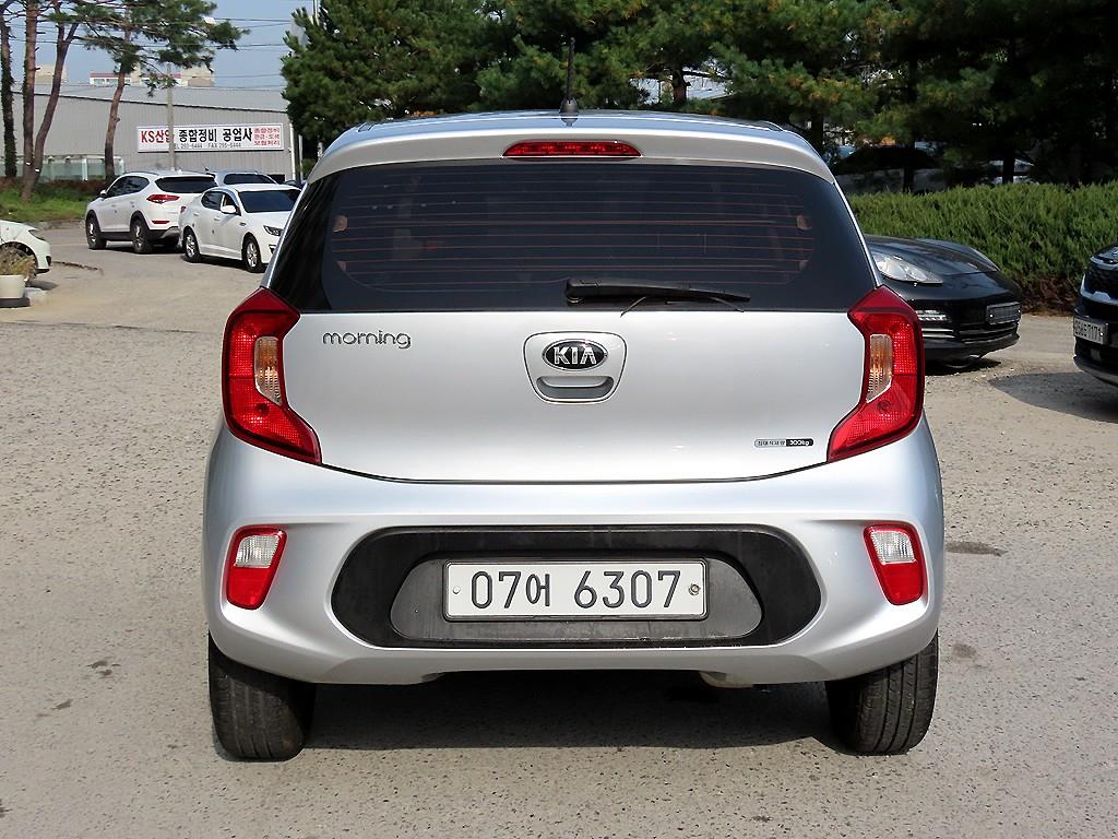 KIA Morning - Vista 4