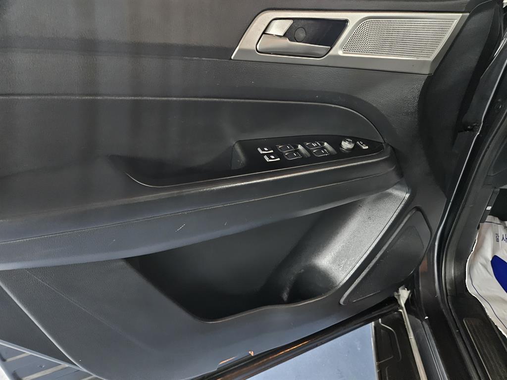 Ssangyong Rexton - Vista 11