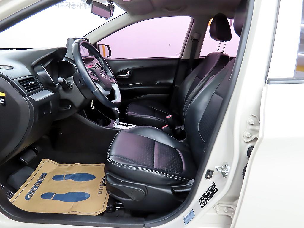 KIA Morning - Vista 5