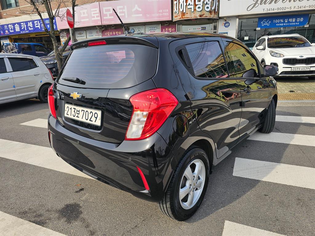 Chevrolet Spark - Vista 6