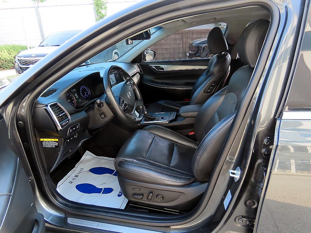 HYUNDAI Grandeur - Vista 5