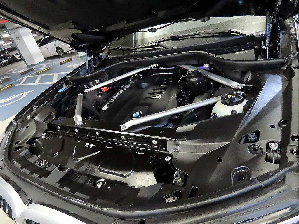 BMW X7 2024 Negro - Importación desde Corea - HF Imports Iquique - Foto 19