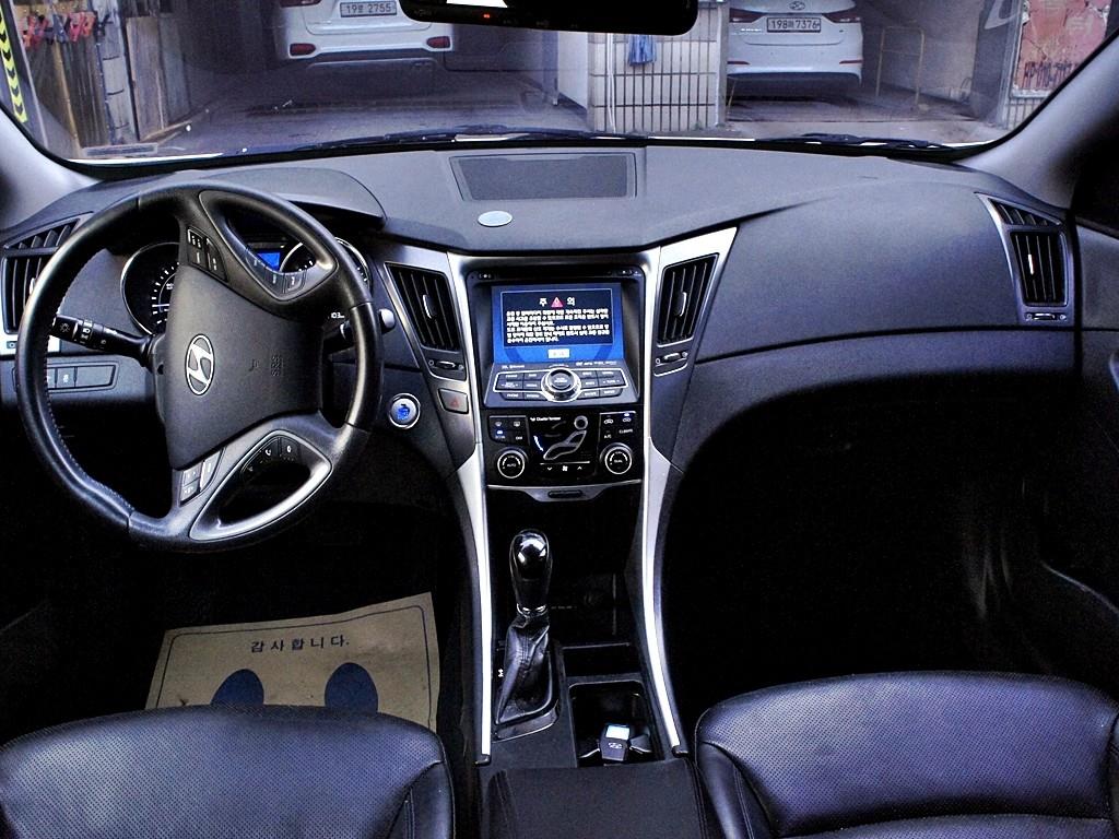 HYUNDAI Sonata 2012 Blanco - Importación desde Corea - HF Imports Iquique - Foto 7