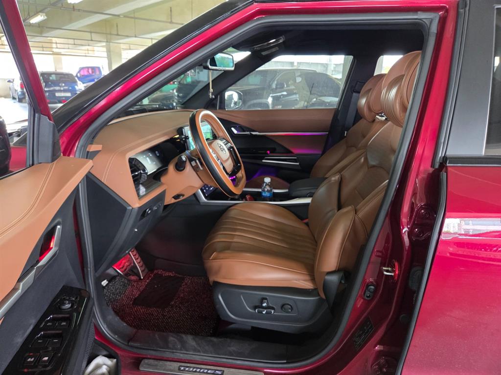 Ssangyong Torres - Vista 6