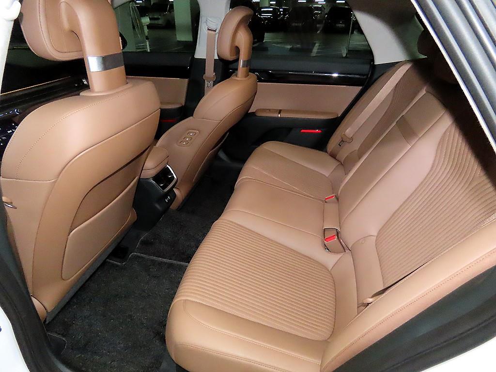 HYUNDAI Grandeur - Vista 7