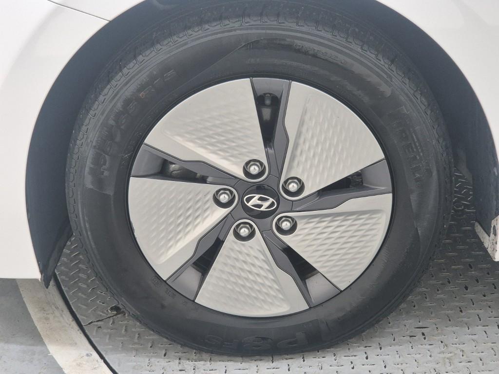 HYUNDAI Ioniq 2020 Blanco - Importación desde Corea - HF Imports Iquique - Foto 19