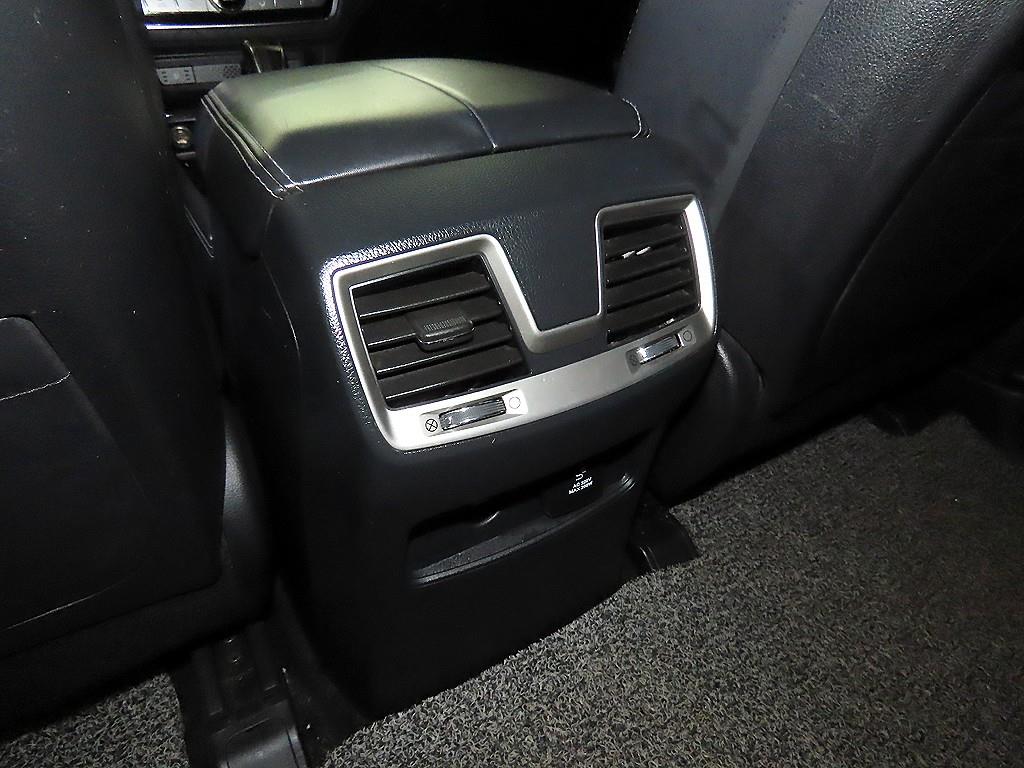 Ssangyong Rexton 2018 Negro - Importación desde Corea - HF Imports Iquique - Foto 16