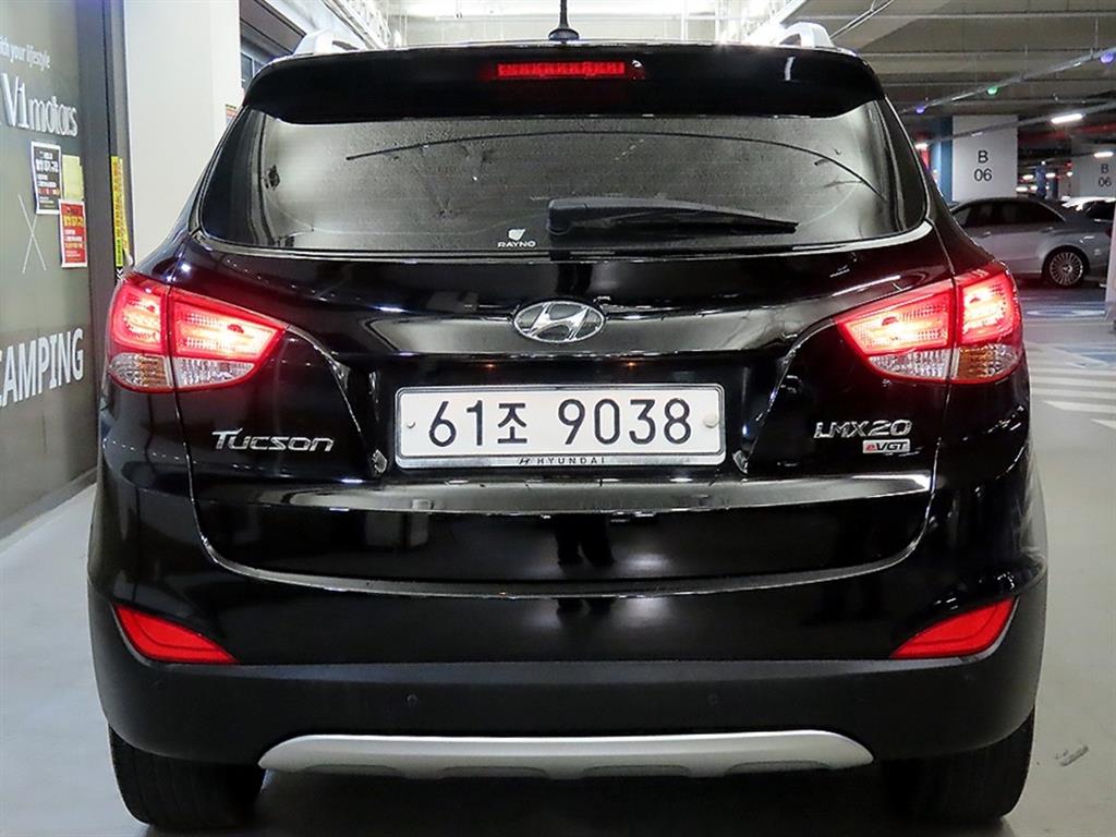 HYUNDAI Tucson - Vista 5