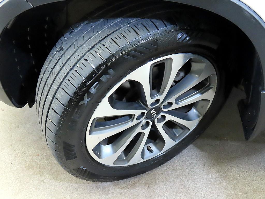 KIA Sorento 2013 Blanco - Importación desde Corea - HF Imports Iquique - Foto 20