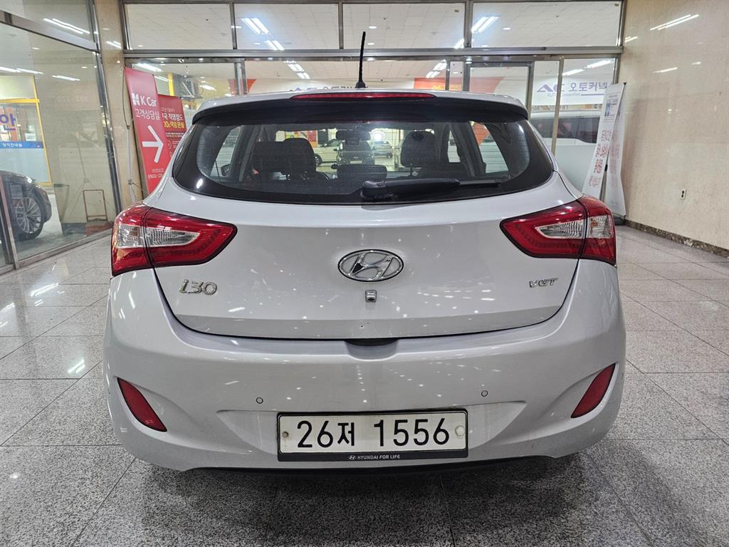 HYUNDAI i30 - Vista 4
