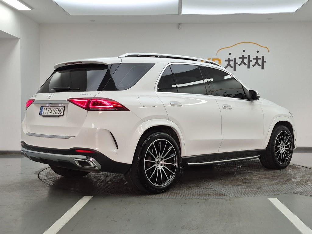 Mercedes Benz GLE Class - Vista 4