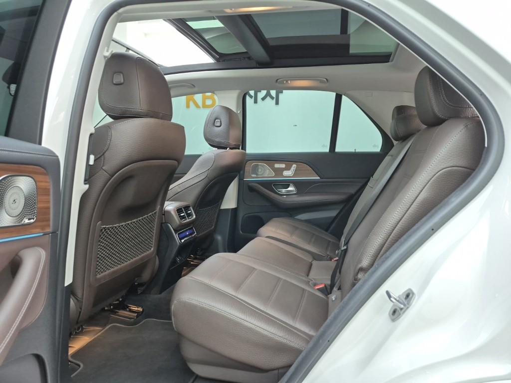 Mercedes Benz GLE Class - Vista 12