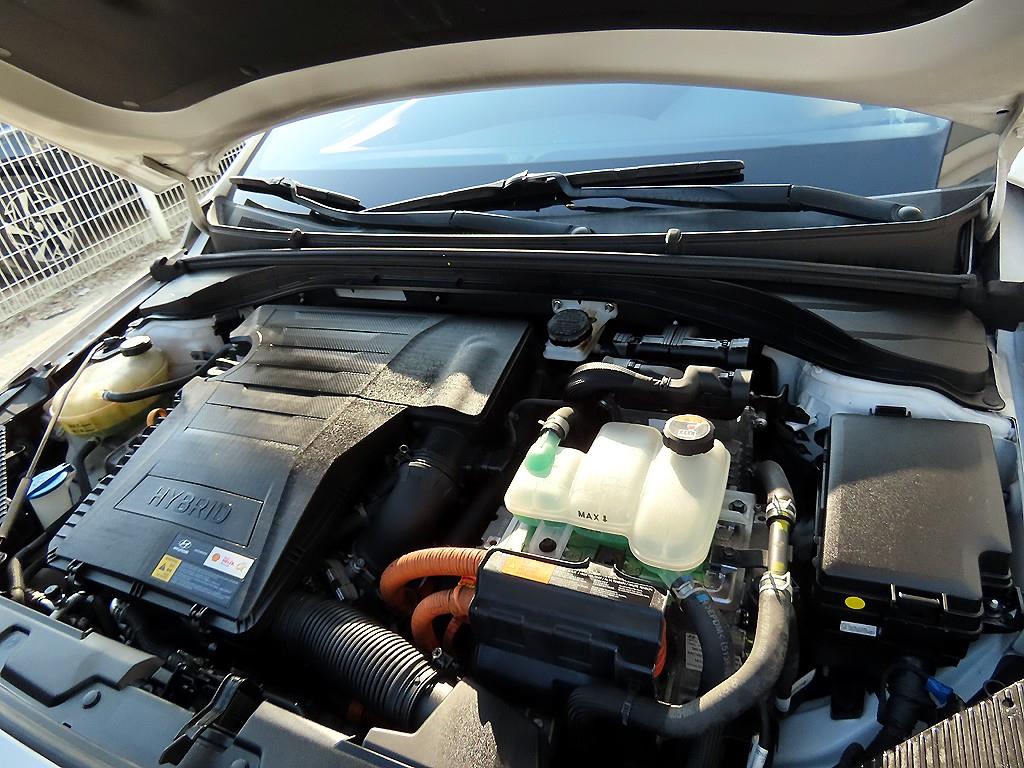 HYUNDAI Ioniq 2016 Blanco - Importación desde Corea - HF Imports Iquique - Foto 19