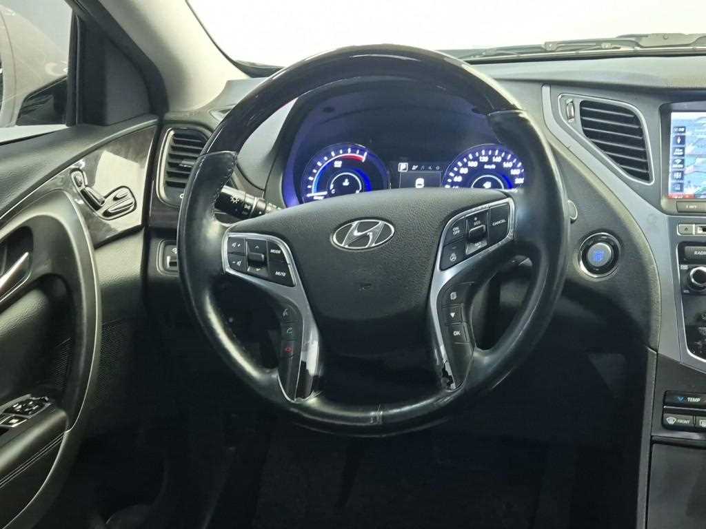 HYUNDAI Grandeur - Vista 9