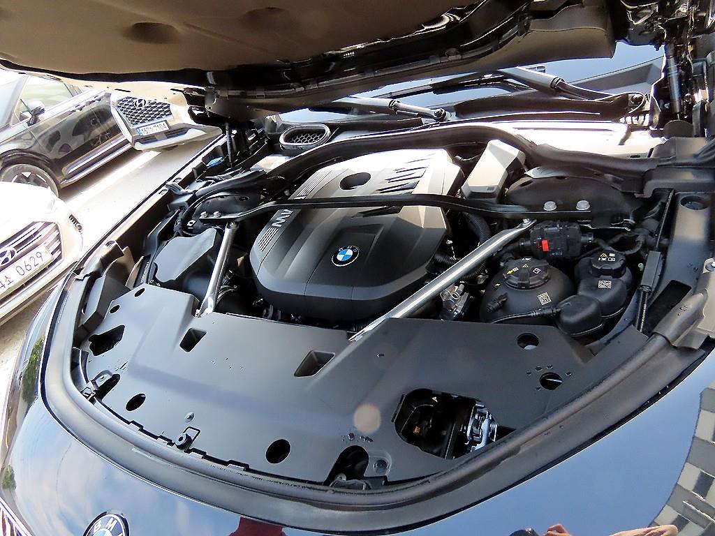 BMW 7 Series 2023 Negro - Importación desde Corea - HF Imports Iquique - Foto 19