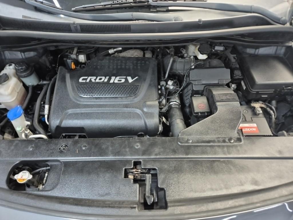 KIA Carnival - Vista 5