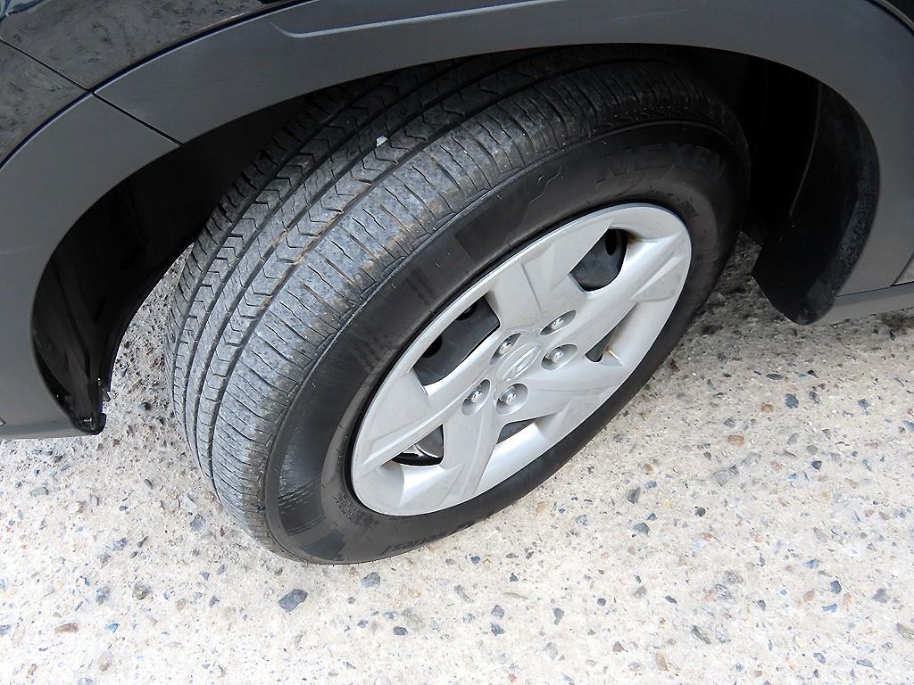 HYUNDAI Venue 2020 Negro - Importación desde Corea - HF Imports Iquique - Foto 18