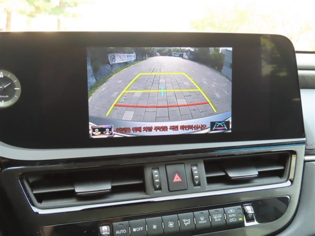 Lexus ES 2022 Plateado - Importación desde Corea - HF Imports Iquique - Foto 9