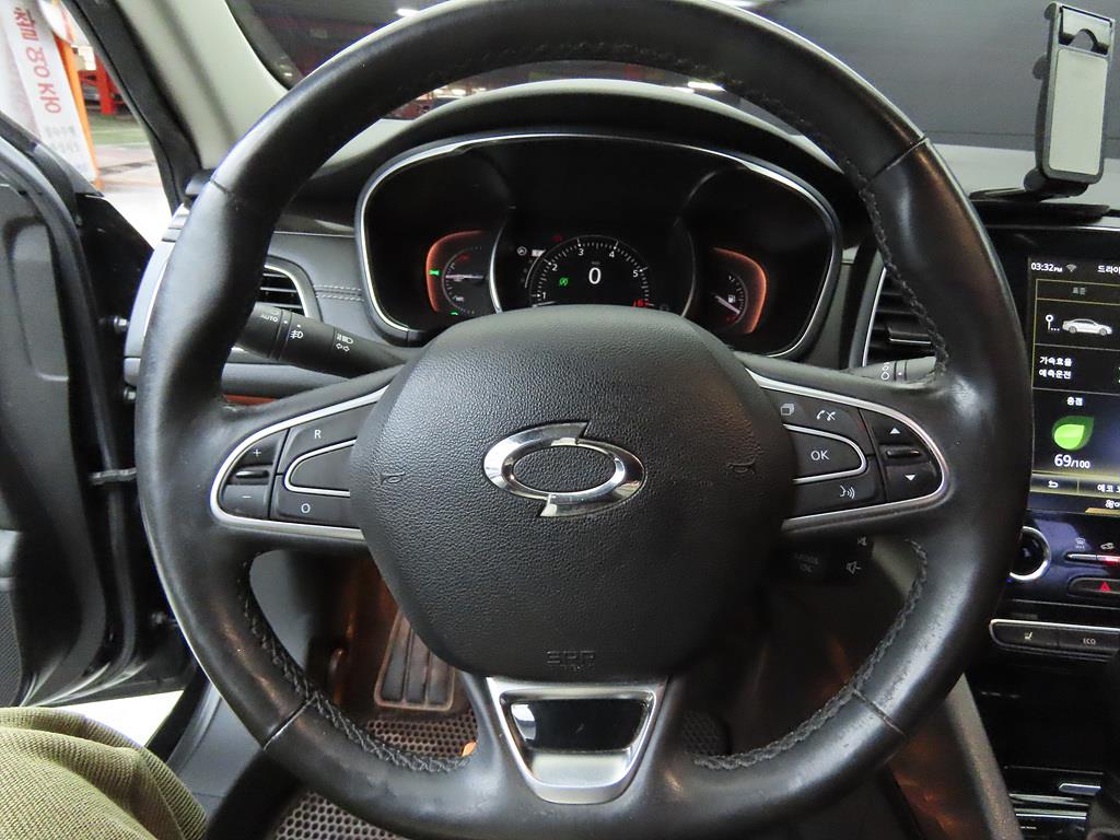 SAMSUNG SM6 - Vista 8