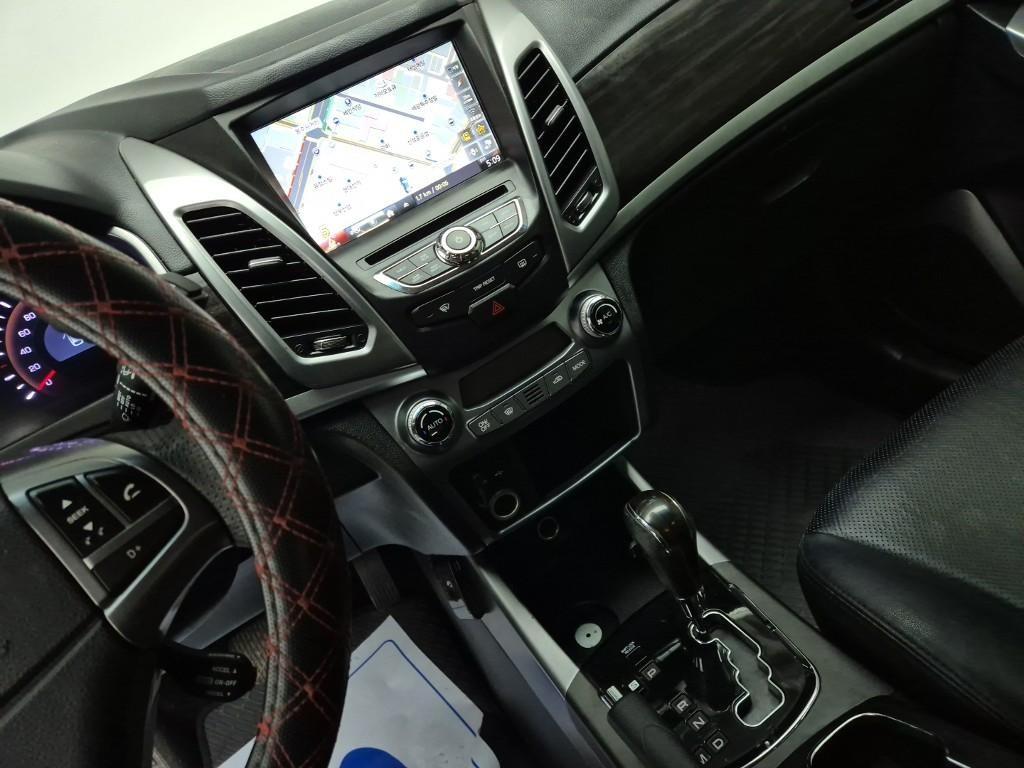 Ssangyong Korando - Vista 10