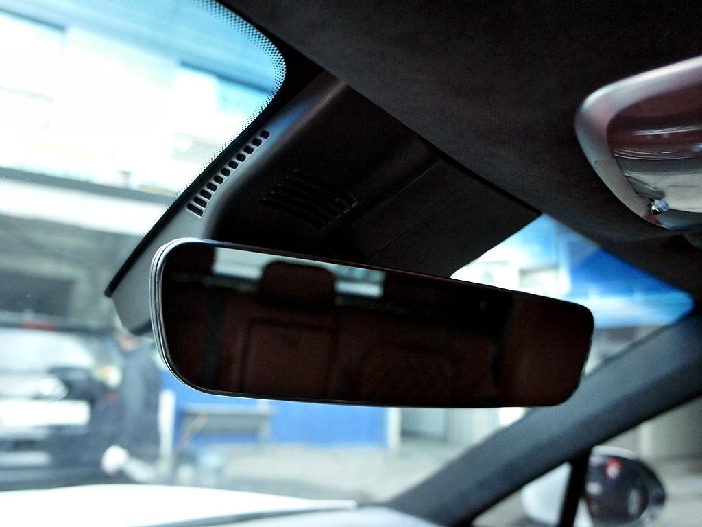 Genesis GV70 2022 Blanco - Importación desde Corea - HF Imports Iquique - Foto 12