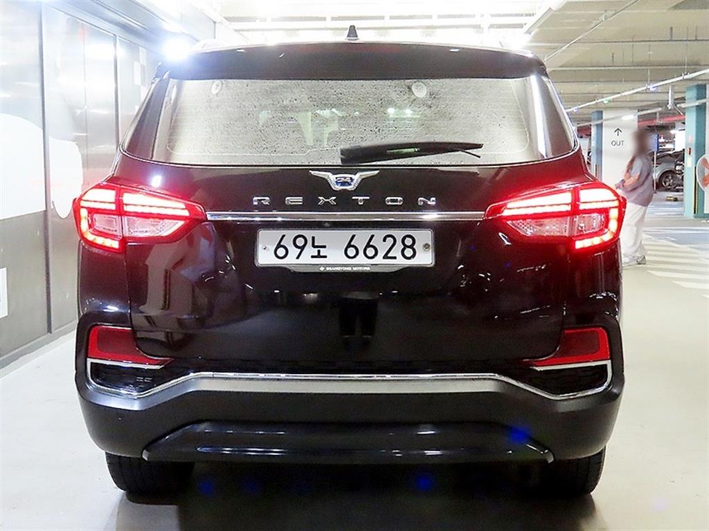 Ssangyong Rexton - Vista 5