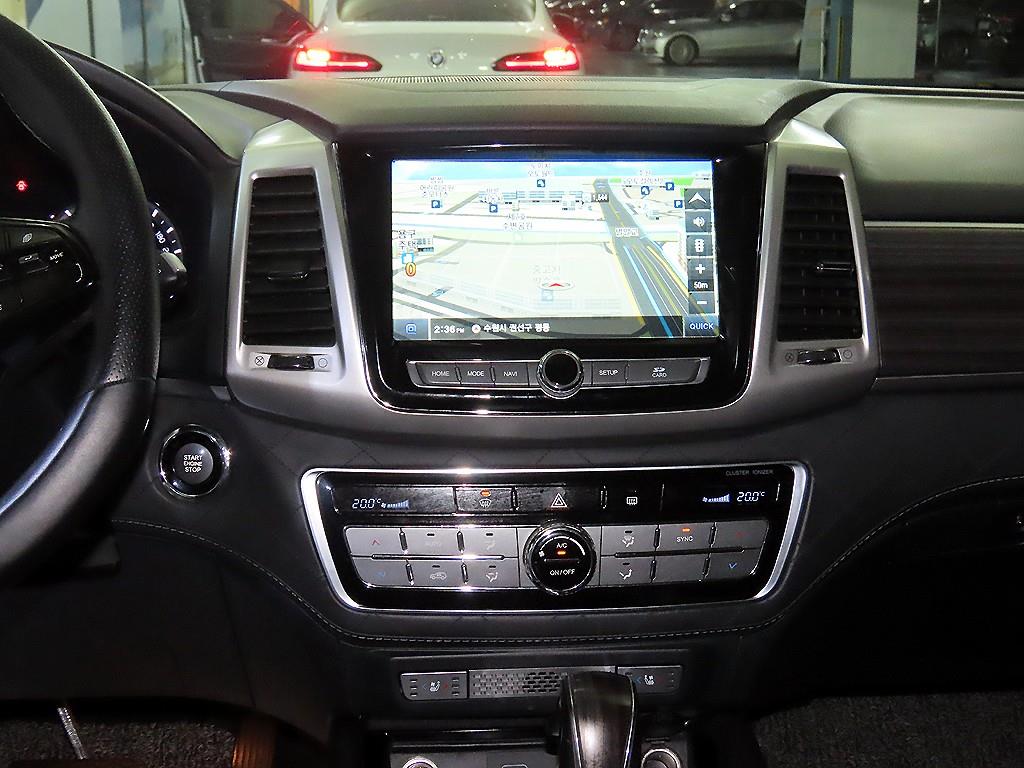 Ssangyong Rexton - Vista 11