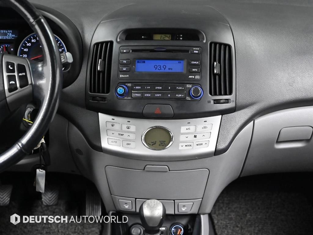 HYUNDAI Avante 2010 Negro - Importación desde Corea - HF Imports Iquique - Foto 14