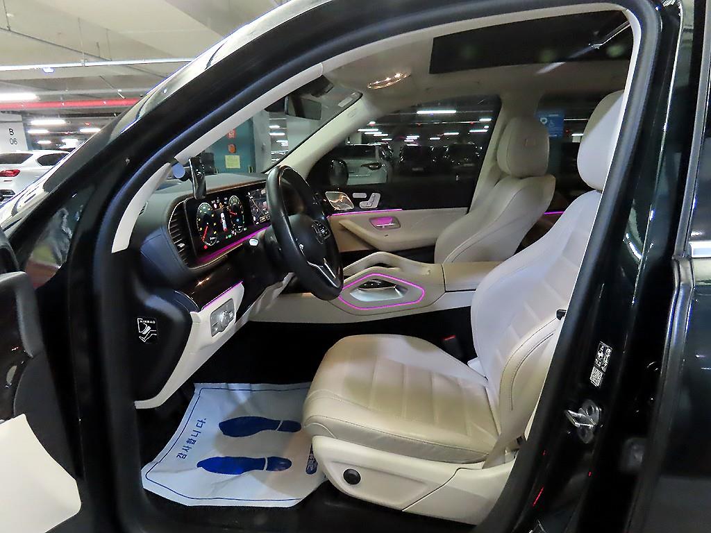 Mercedes Benz GLE Class - Vista 6