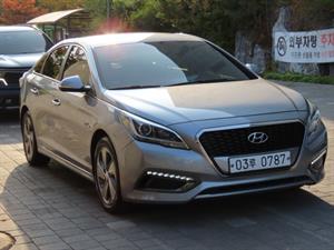 HYUNDAI Sonata - Vista 4
