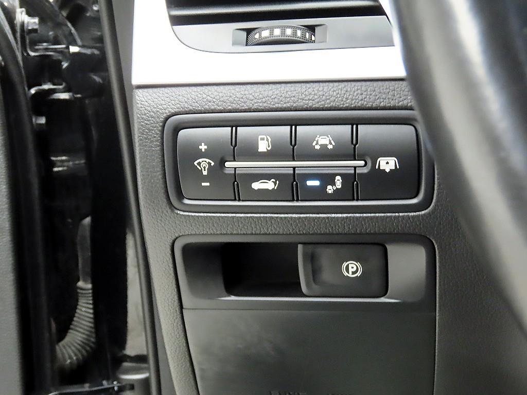 Genesis G80 - Vista 12