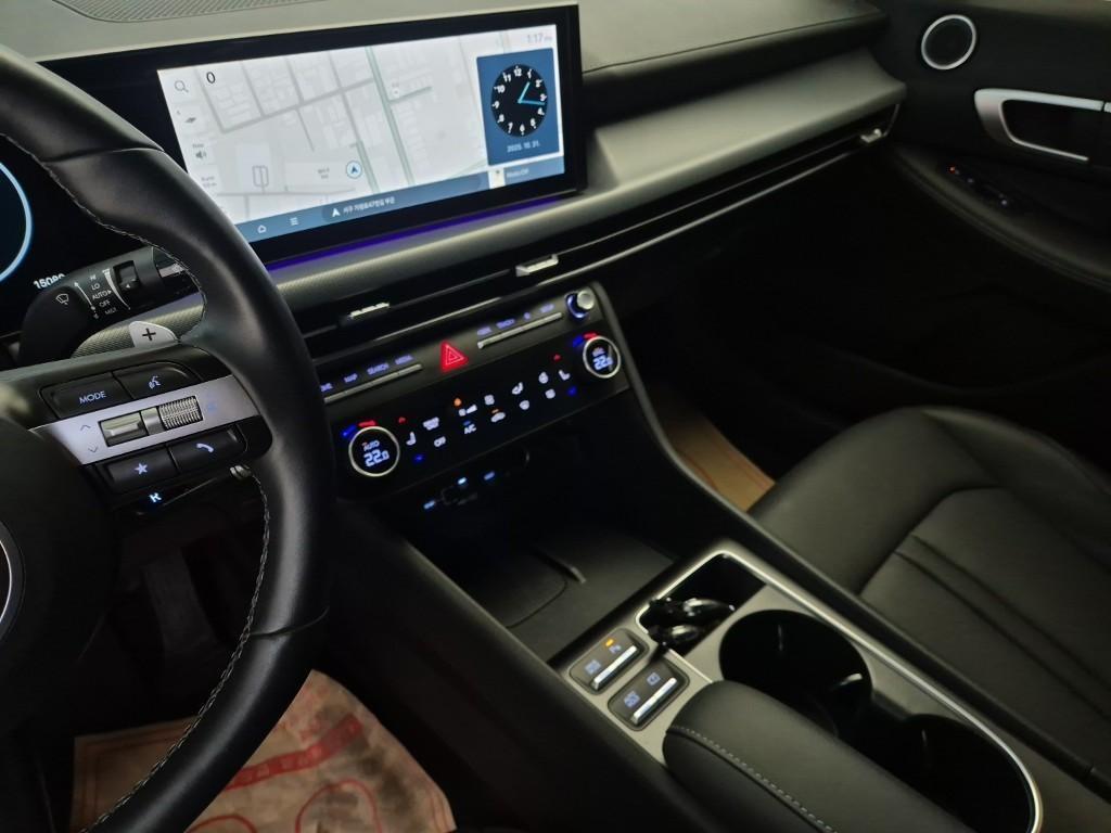 HYUNDAI Sonata - Vista 10