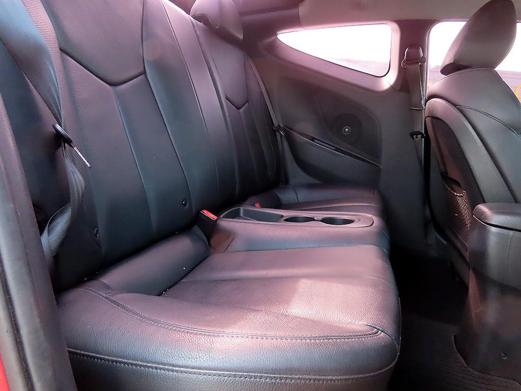 HYUNDAI Veloster - Vista 6