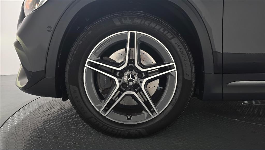 Mercedes Benz GLA Class - Vista 6