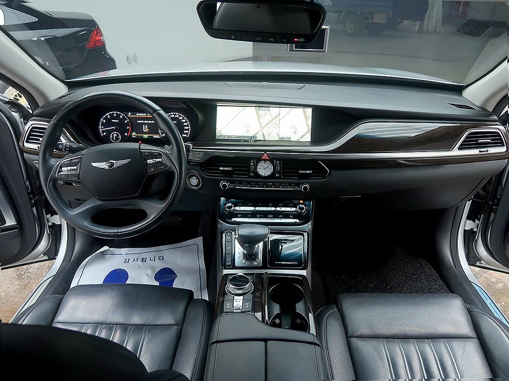 Genesis EQ900 - Vista 9