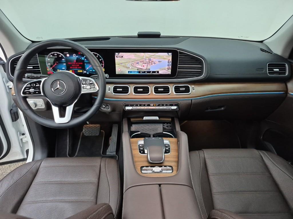 Mercedes Benz GLE Class - Vista 5