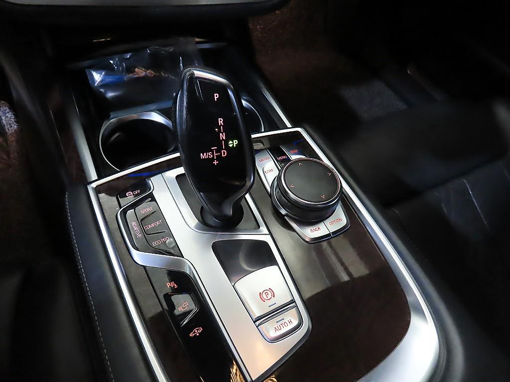 BMW 7 Series - Vista 12