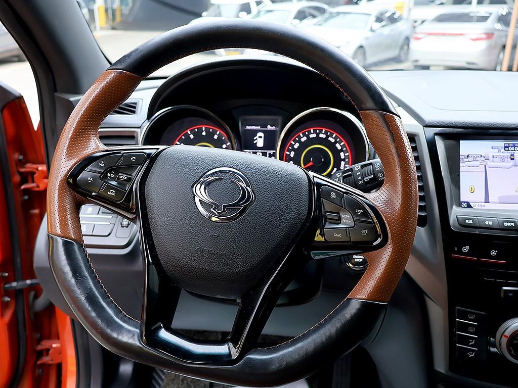 Ssangyong Tivoli 2019 Rojo - Importación desde Corea - HF Imports Iquique - Foto 8