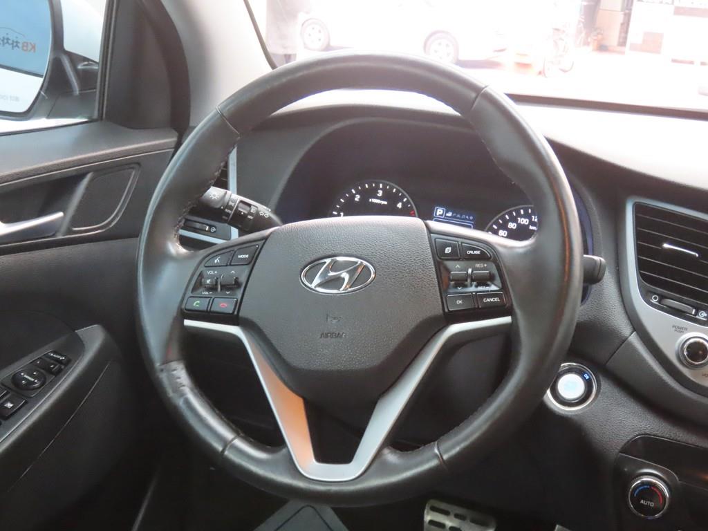 HYUNDAI Tucson 2018 Blanco - Importación desde Corea - HF Imports Iquique - Foto 18