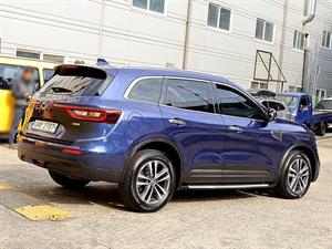 SAMSUNG QM6 - Vista 8