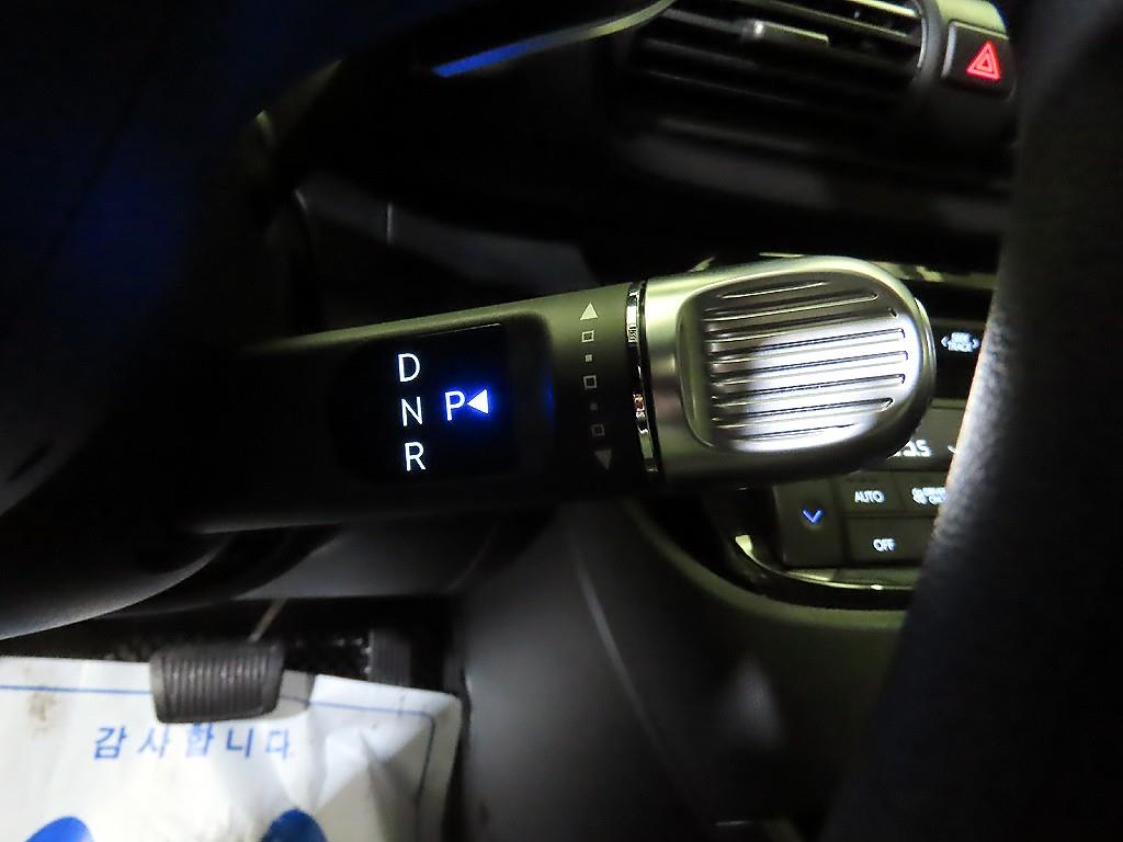 HYUNDAI Casper - Vista 12