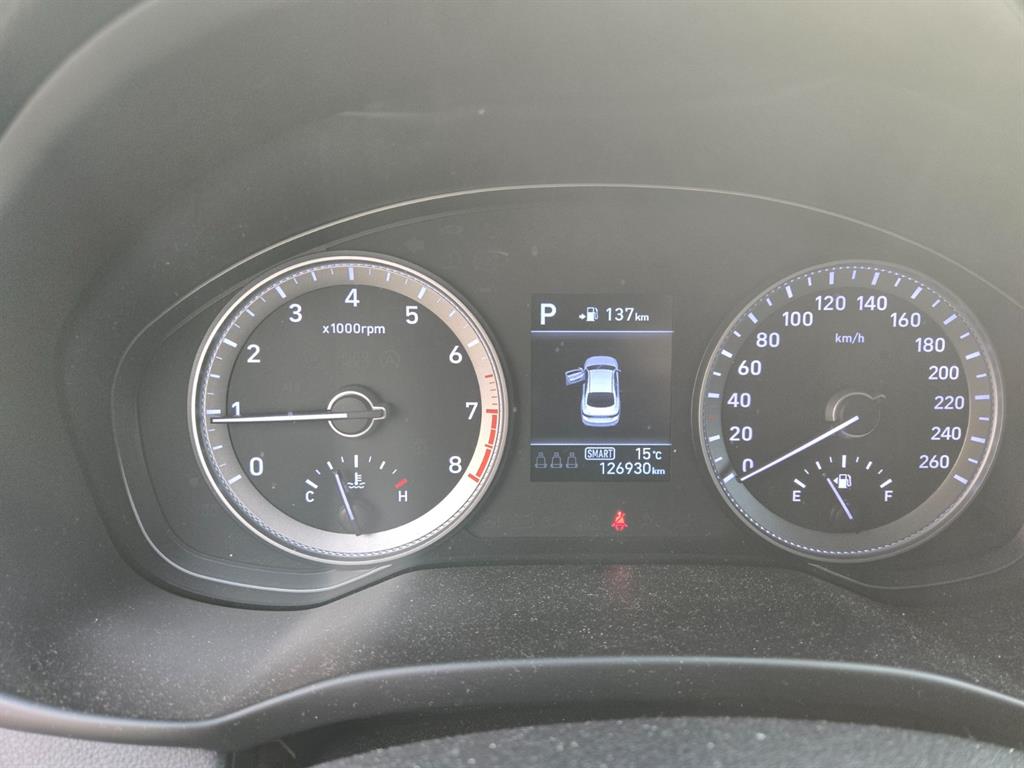 HYUNDAI Grandeur - Vista 5