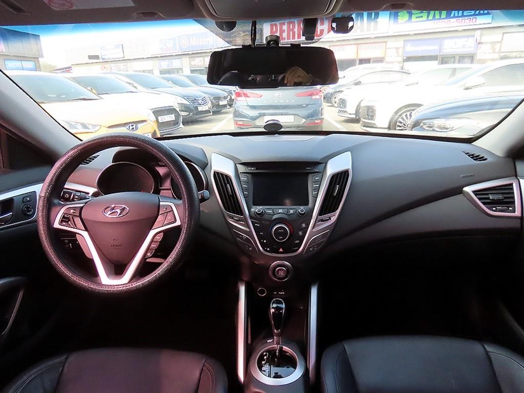 HYUNDAI Veloster - Vista 9