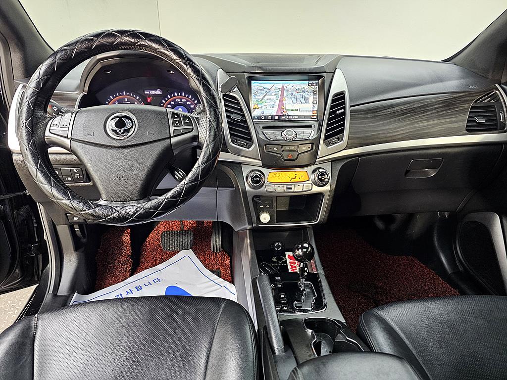 Ssangyong Korando - Vista 5