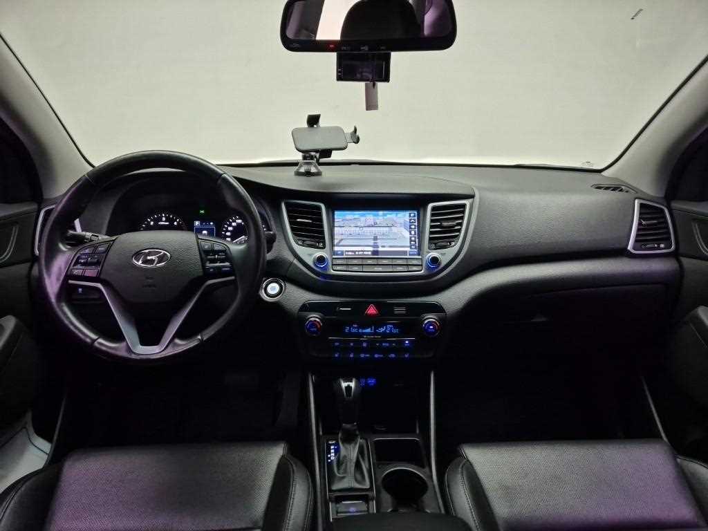 HYUNDAI Tucson - Vista 7