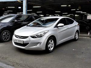 HYUNDAI Avante - Vista 4